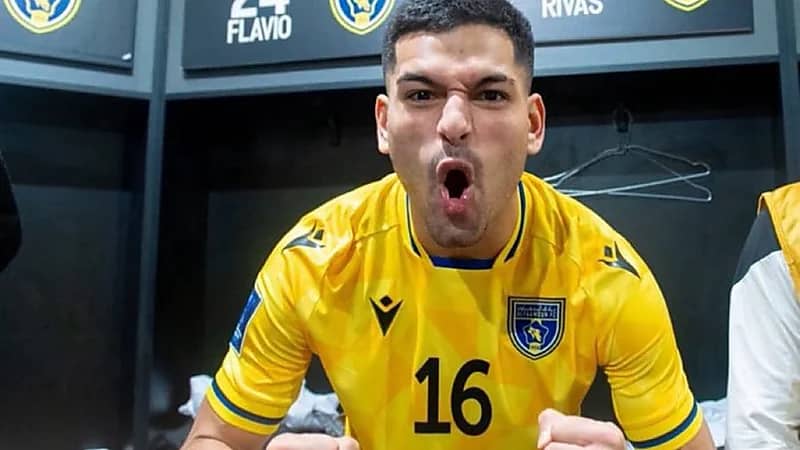 التعاون يُعير رينيه ريفاس إلى اتحاد كلباء لموسم واحد