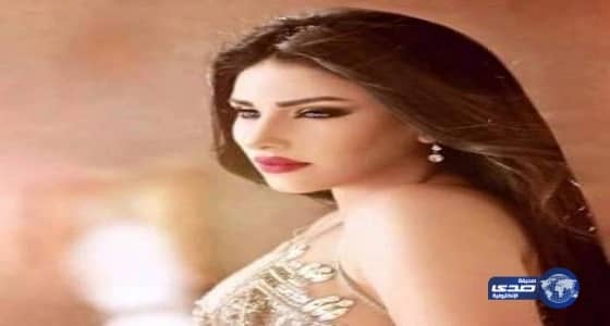 "خادمة " تسرق أموال ومجوهرات فنانة "مصرية " .. وتهرب