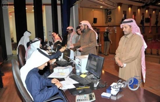 البدء في توزيع تعويضات متضرري سيول تبوك