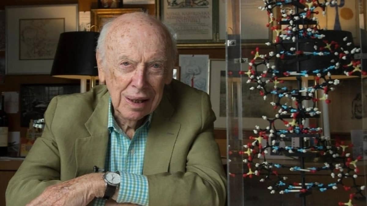 رحيل مكتشف الحمض النووي جيمس واتسون