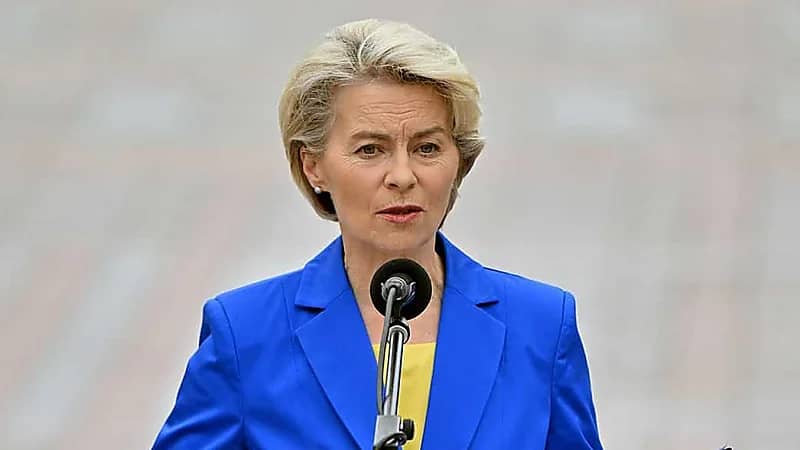 عطل مفاجئ يصيب طائرة رئيسة المفوضية الأوروبية أثناء هبوطها