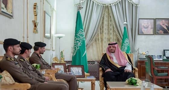 أمير الحدود الشمالية يستقبل مدير إدارة مرور المنطقة