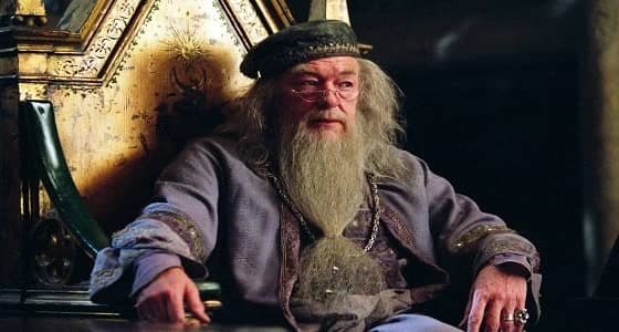 بعد نسيانه كلمات دوره أكثر من مرة..استبعاد مايكل جامبون من مسلسل