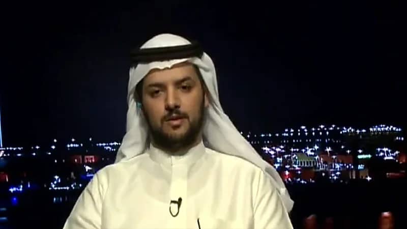 فيديو.. تعليق الزهراني بعد تكليف فتاة رئيساً لقسم الإعلام بالشؤون الإسلامية بدلاً منه