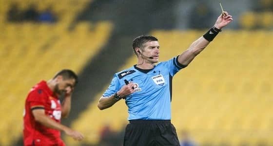 صافرة نيوزلندية تدير لقاء الفتح والأهلي