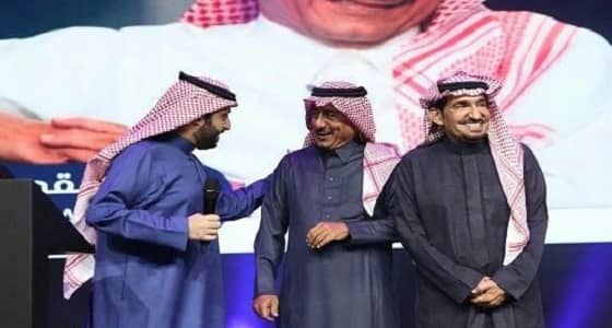 السدحان يكشف عن العمل الفني المشترك مع ناصر القصبي.. وهذا ماقاله عن مبادرة " آل الشيخ "