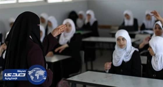 والد طالبة يتهم قائدة مدرسة بتبوك بضرب نجلته بـ " لي "