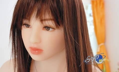 105 ألاف دولار لممارسة الجنس مع دمية!
