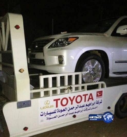 4 مواطنين يطعنون قائد شاحنة ويسرقون "لكزس 2013" كان ينقلها 