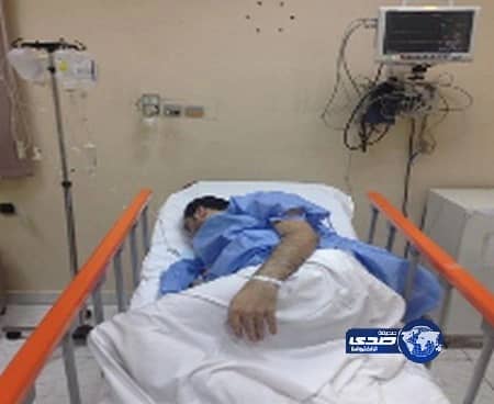 طلاب ثانوية في الدمام يعتدون بالضرب بالعصي على معلمهم 