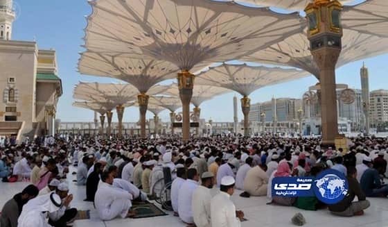 المسجد النبوي يشهد أكثر من نصف مليون مصل في صلاة أول جمعة في السنة الجديدة