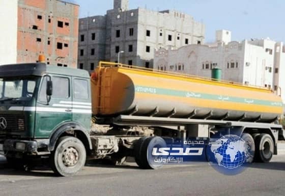 الاعتداء على سائقي شاحنة صرف صحي بالسلاح وسرقة السيارة