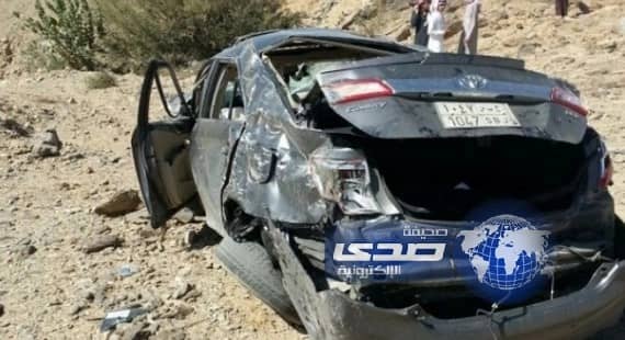 وفاة شاب وإصابة مرافقه في حادث بالباحة