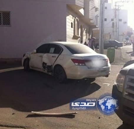  معلم ينجو بأعجوبة من محاولة اعتداء 9 طلاب بالأسلحة البيضاء والعصي ‏