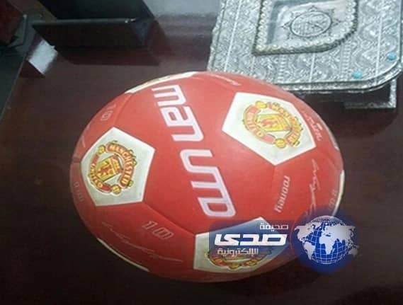 التجارة تصادر كرات قدم كتب عليها لفظ الجلالة في رنية 