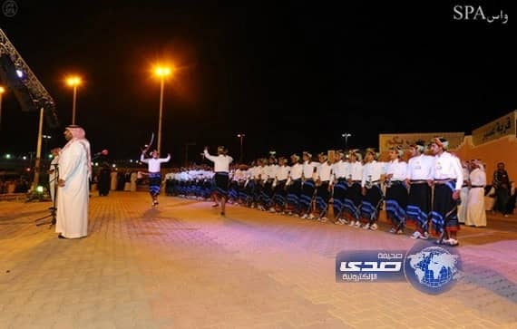 فرقة بني مليك رفيدة قحطان تلفت أنظار الزائرين بالجنادرية