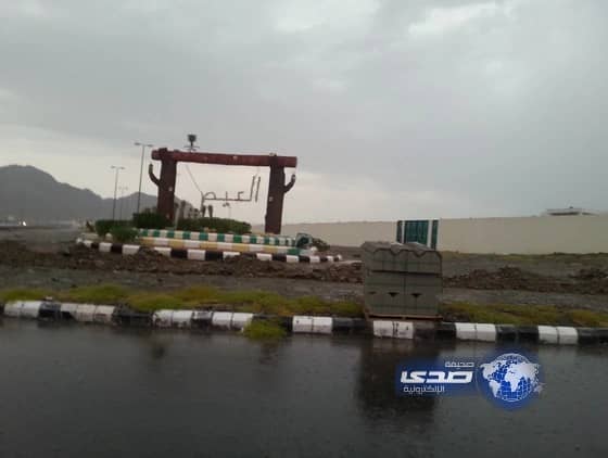  بالصور : امطار الخير تعطر اجواء العيص‎