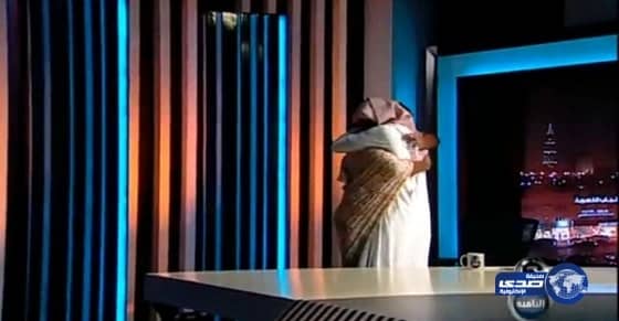 بالفيديو.. شاب سعودي يلتقي والدته بعد 30 عاماً من الفراق