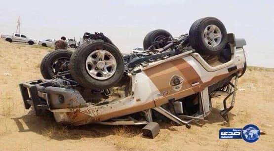 انفجار إطار يقلب دورية شرطة على طريق القنفذة – المظيلف