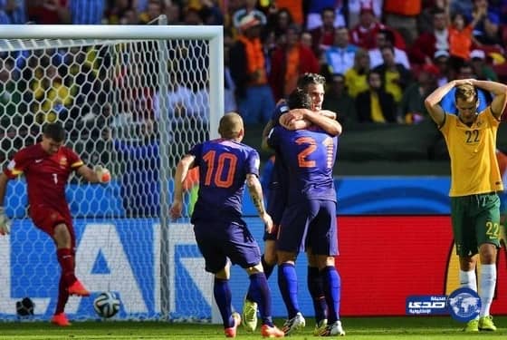 بالفيديو والصور..هولندا للدور الثاني في المونديال بعد ان اقصت استراليا 