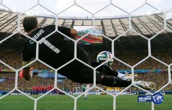 بالفيديو والصور: ركلات الجزاء تقود البرازيل لربع نهائي المونديال 