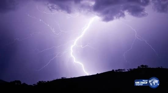 صاعقة رعدية تقتل طفلة في"خضراء أبوعريش"