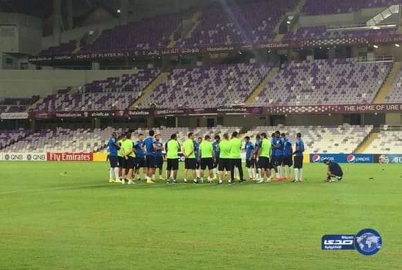 الهلال ينهي تحضيراته الميدانيه لمباراة العين الإماراتي 