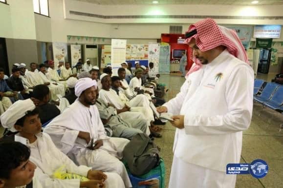 "العمل" استمرار أعمال التفتيش والزيارات الميدانية للمنشآت داخل المشاعر المقدسة