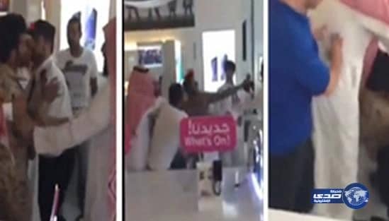 بالفيديو:ضابط في احد القطاعات العسكرية يضرب موظف stc