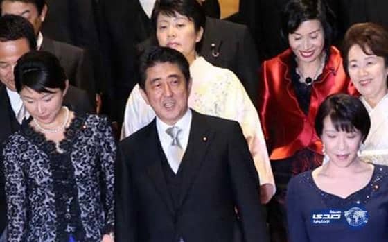 الفضائح المالية تطيح بوزيرتين يابانيتين