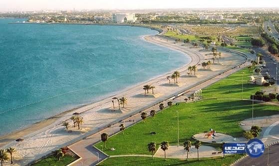 حرس الحدود بينبع ينقذ طفلتين ووالدهما من الغرق بالواجهة البحرية‎