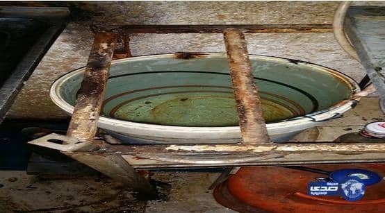 القبض على 3 آسيوين أعدو منزلاً لتصنيع الخمور بالرياض