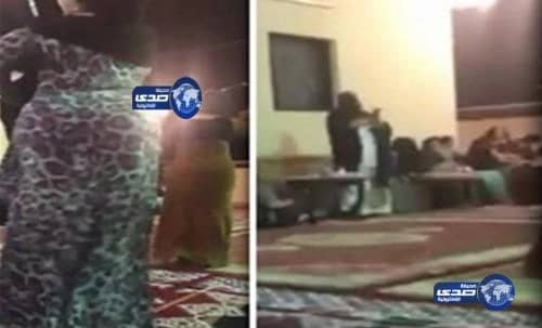 شغف فتاة بالرقص يتسبب في تسريب مقطع لسيدات يرقصن في استراحة