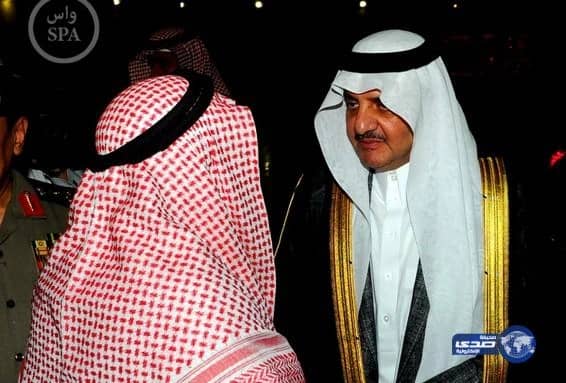  أمير الشرقية ينقل تعازي خادم الحرمين الشريفين لأسرة الشهيد عسيري  