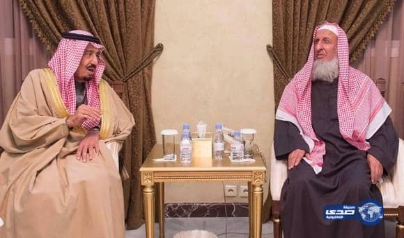 سمو ولي العهد يزور مفتي عام المملكة 
