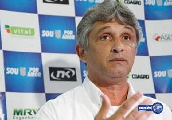 الأخضر الأولمبي يتعاقد مع البرازيلي لوتشو نيزو