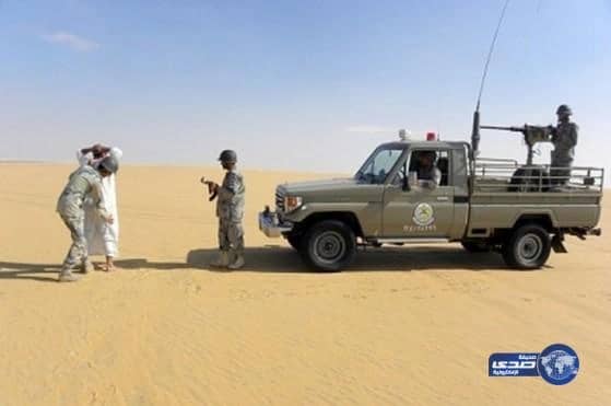  حرس الحدود يوقف شخص متسلل في حالة عمار