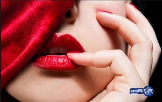 شكل الشفاه يكشف شخصية المرأة