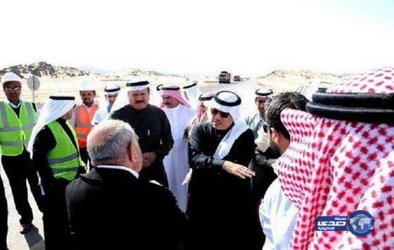  وزير النقل يتفقد طريق الرياض - الرين - بيشة ويعتمد ازدواج طريق بيشة - الخرمة