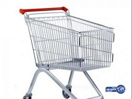 العثور على لقيطة داخل عربة تسوق بمركز تجاري في صبيا