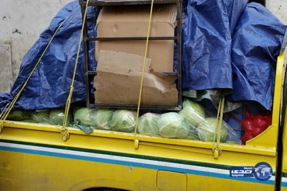 "أمانة الرياض" تُداهم مواقع الجائلين الأجانب في البطحاء وثليم 