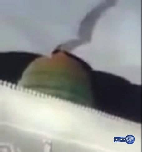 بالفيديو: قبة المسجد النبوي تتحول إلى اللون الأحمر 