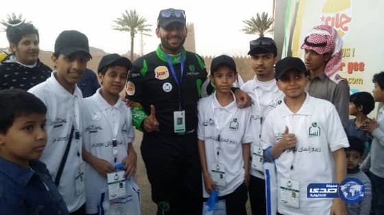 أبناء " إنسان " يشاركون في الفعاليات المصاحبة لرالي حائل 2015م 