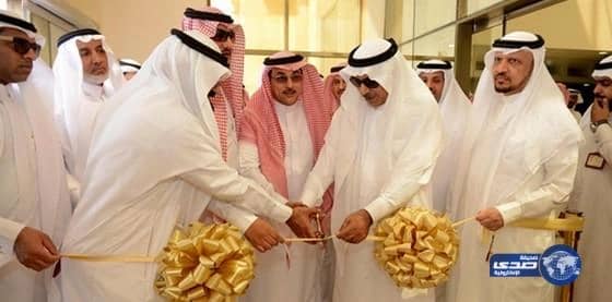 أمين الشرقية يفتتح مبنى بلدية غرب الدمام