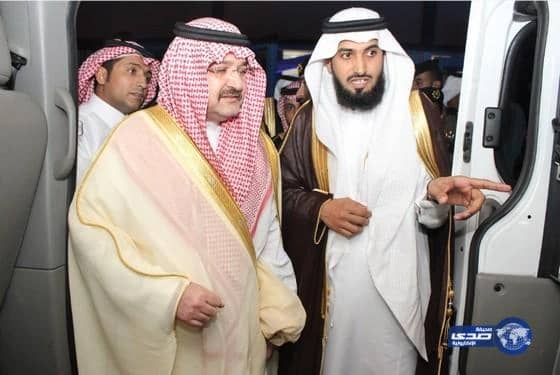 سمو محافظ جدة يدشن عربة وزارة العمل