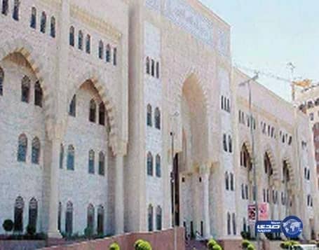 100 جلدة لممرضتين تلفظتا على مريض بالمدينة المنورة