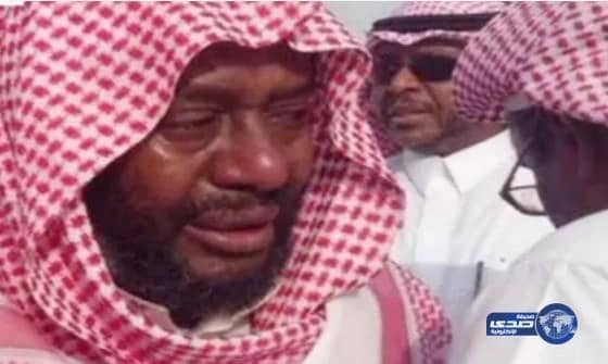  لاعب فريق النصر السابق "يوسف خميس" يودع رفيق العمر بالدموع‎