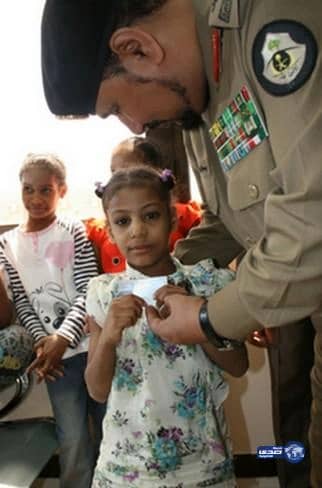 وفد الداخلية والعمل يواصل زياراته لتفقد سير العمل في مواقع تصحيح أوضاع اليمنيين