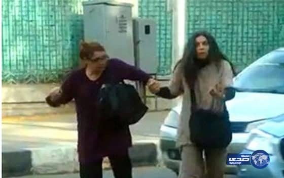 بالفيديو.. رد فعل المارة على تناول "سوسن بدر" الطعام في نهار رمضان