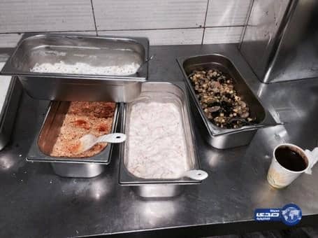  مصادرة 500 كيلو لحوم فاسدة بمكه (صور)‎